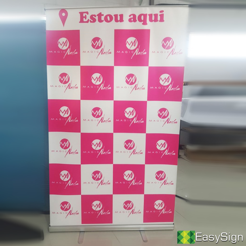 banner-roll-up